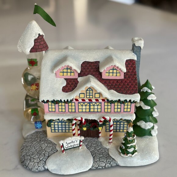 Hawthorne Village - "Santa’s Toy Workshop" Piece - Picture 1 of 10